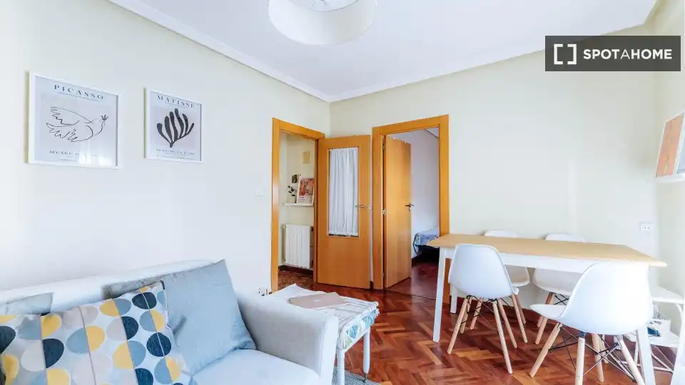 Sala de estar de Piso para compartir en Valladolid con Aire acondicionado, Calefacción y Amueblado