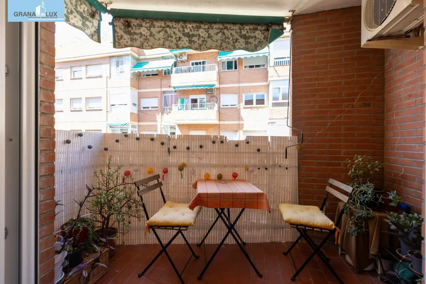 Piso con ascensor en venta en Calle del Pintor Ismael de la Serna, imagen 12