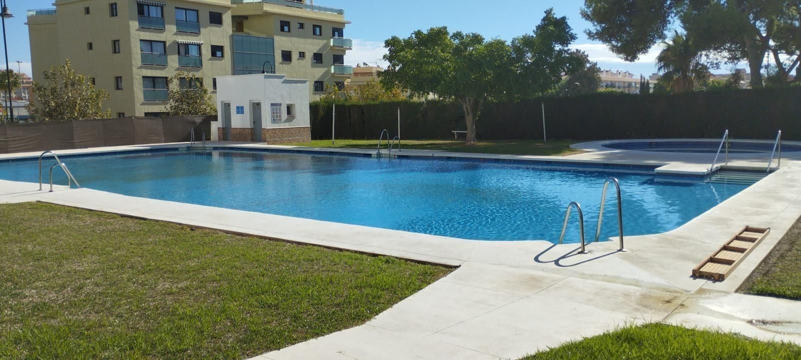 Swimming pool of Flat for sale in Mijas  with Air Conditioner, Terrace and Storage room