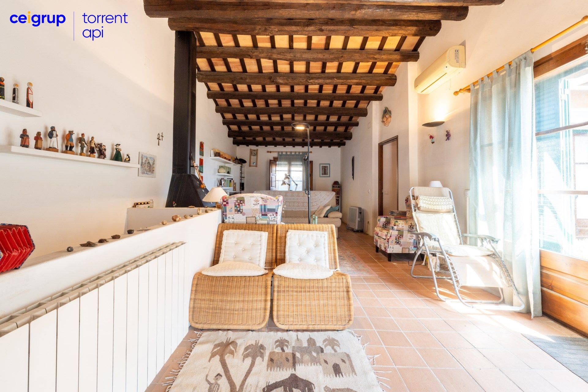 Vista exterior de Finca rústica en venda en La Tallada d'Empordà amb Aire condicionat, Calefacció i Terrassa