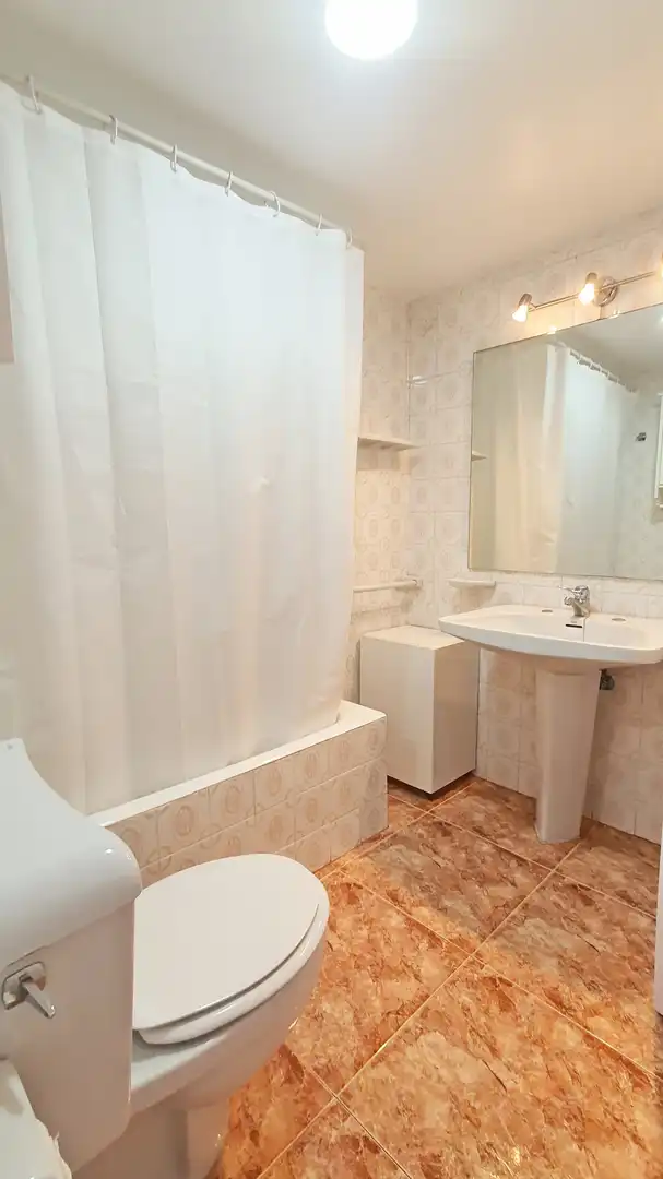 Apartament amb terrassa de lloguer a Carrer de la Ràbida 1, imagen 26