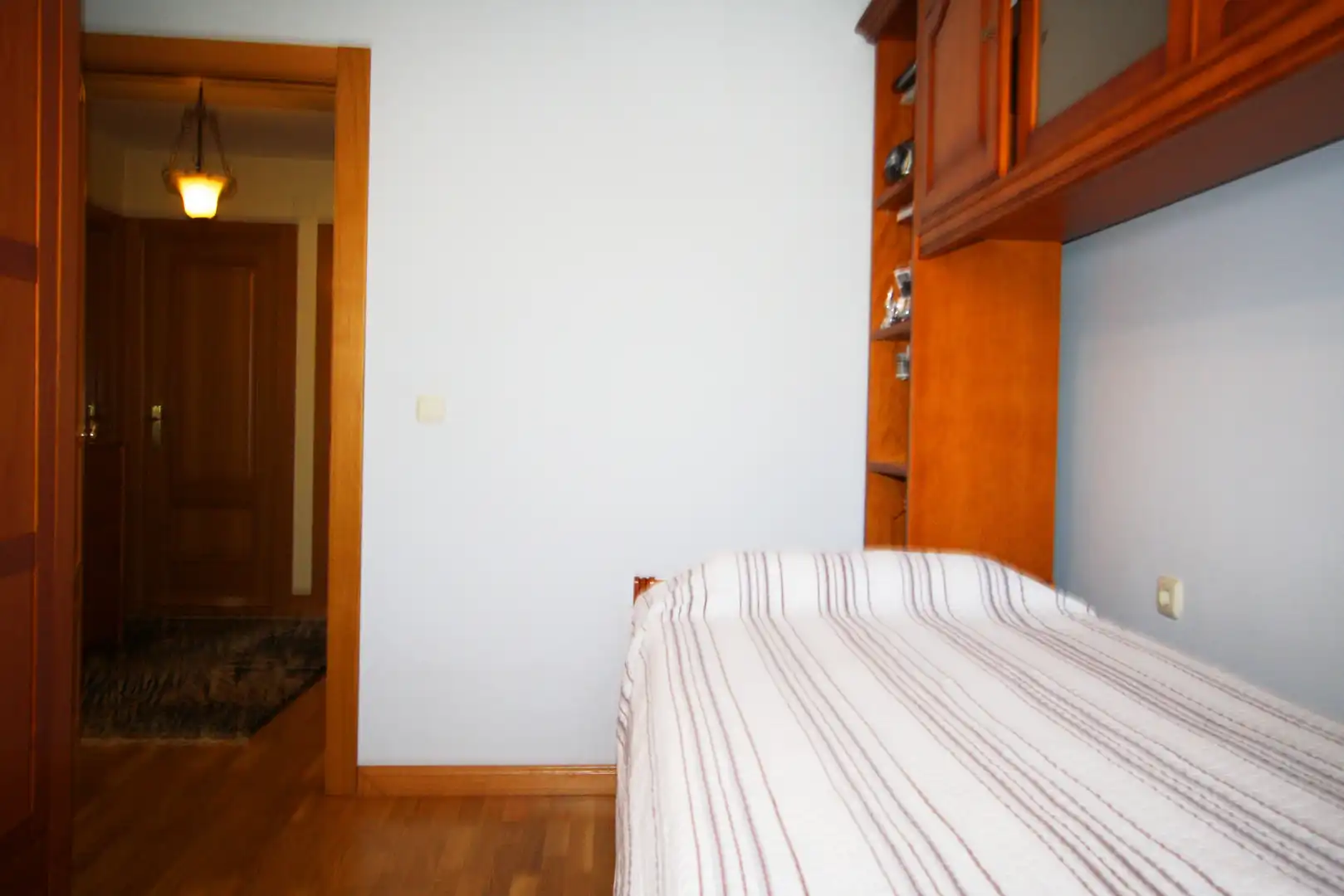 Habitación de Casa adosada en venta en Albacete con Aire acondicionado, Calefacción y Terraza