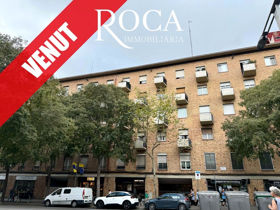 Vista exterior de Àtic en venda en  Barcelona Capital amb Aire condicionat i Calefacció
