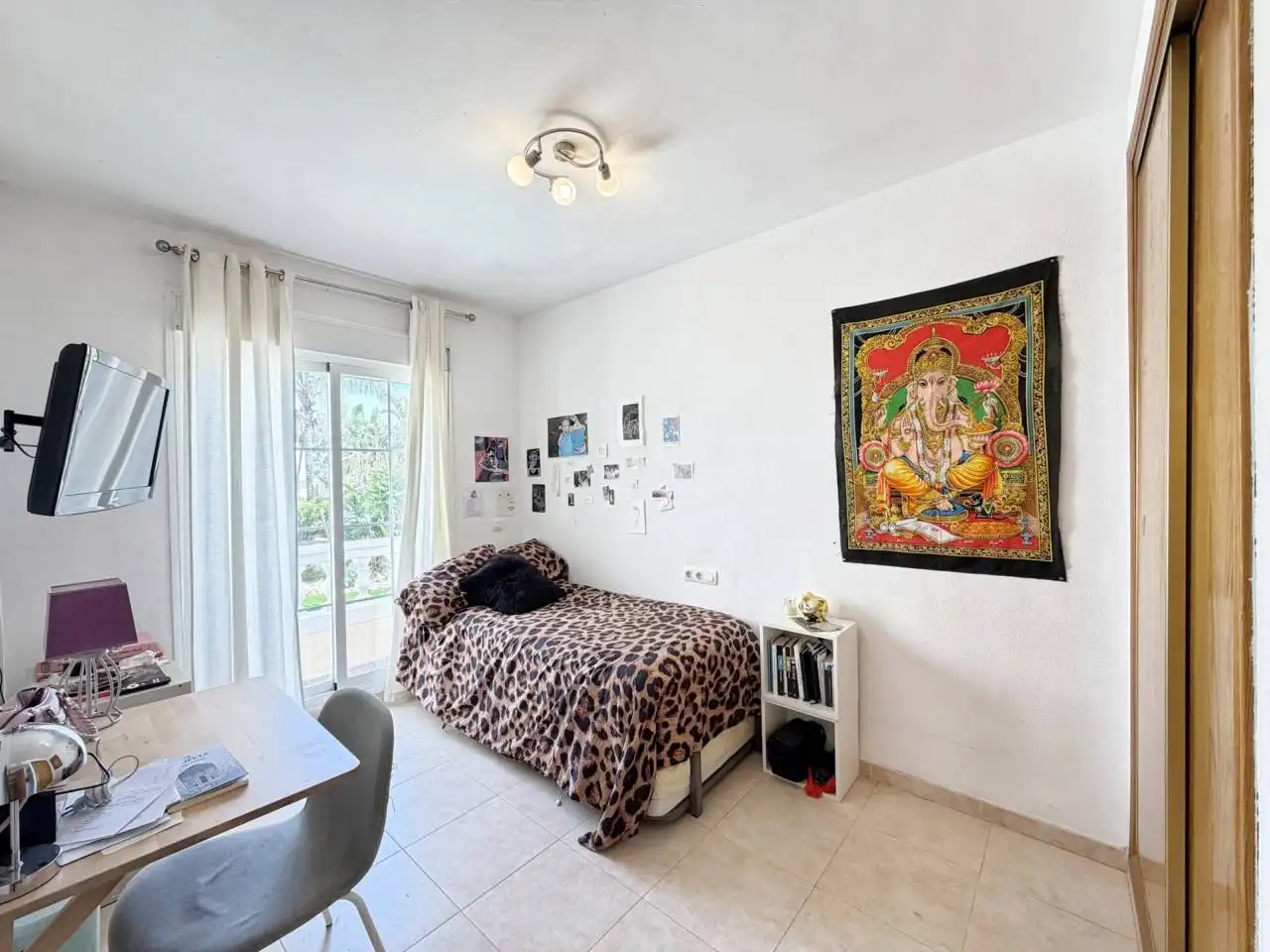 Habitación de Casa adosada en venta en Rincón de la Victoria con Aire acondicionado, Calefacción y Terraza