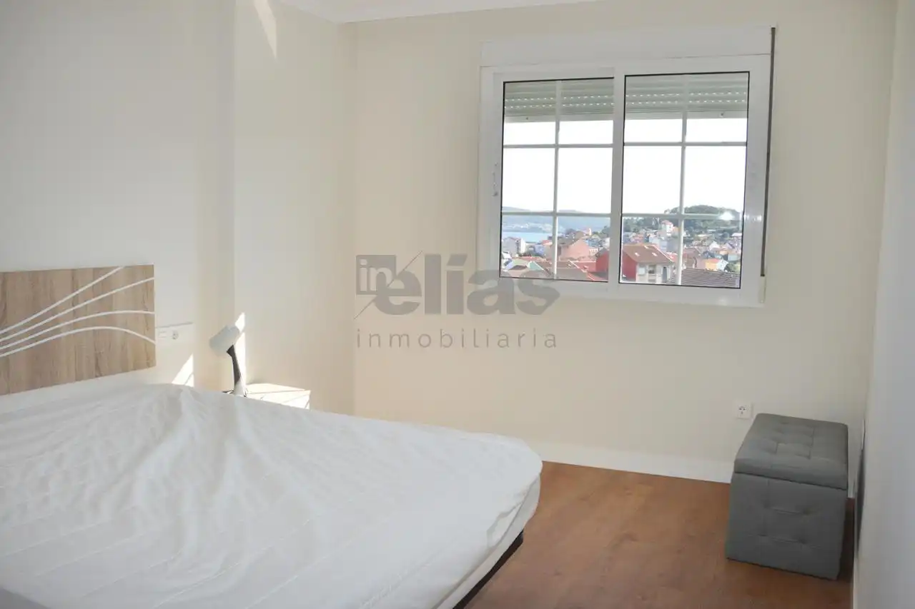 Bedroom of Flat for sale in Camariñas  with Storage room, Furnished and Balcony