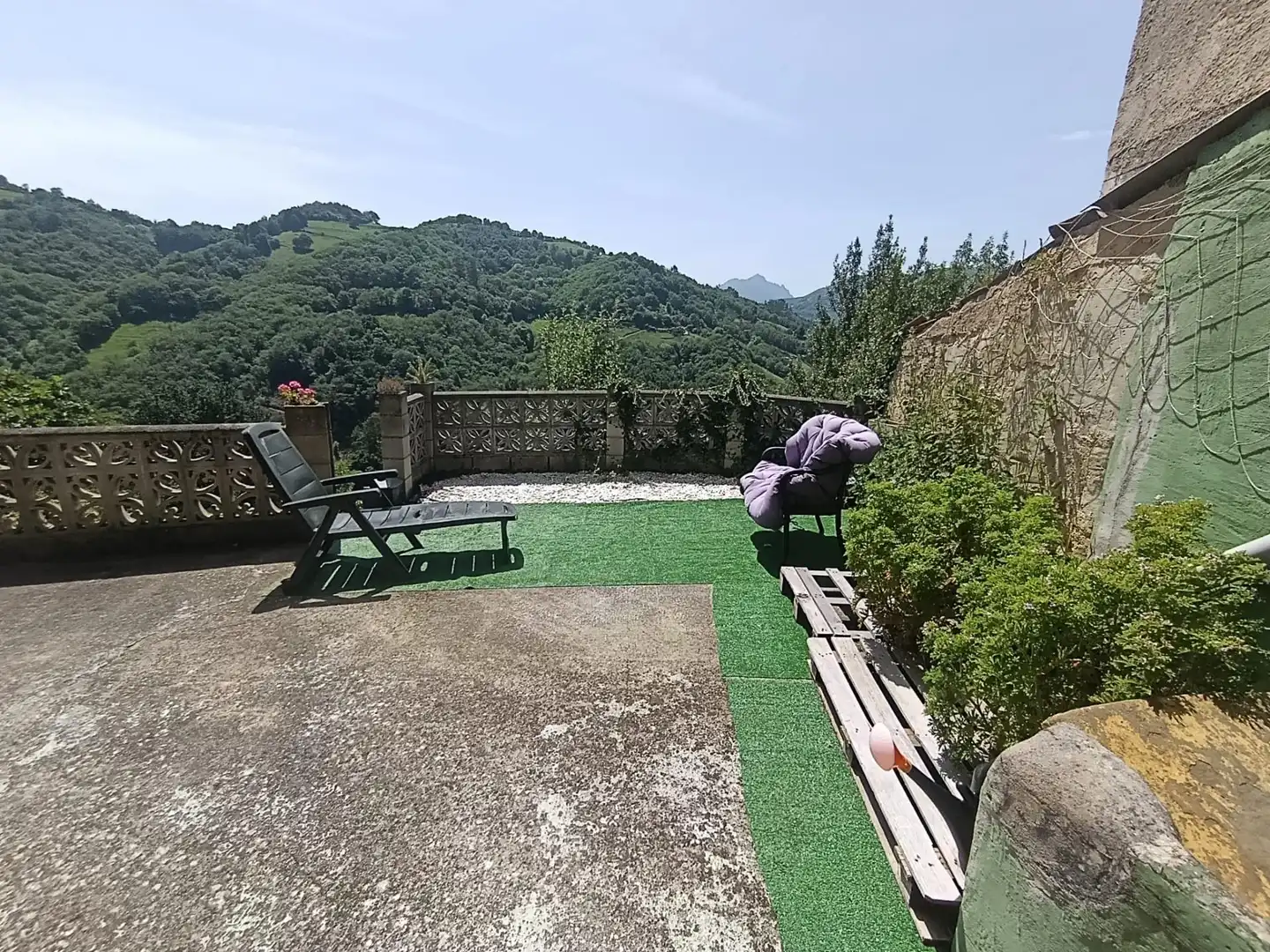 Terrasse von Country house zum Verkauf in San Martín del Rey Aurelio mit Balkon