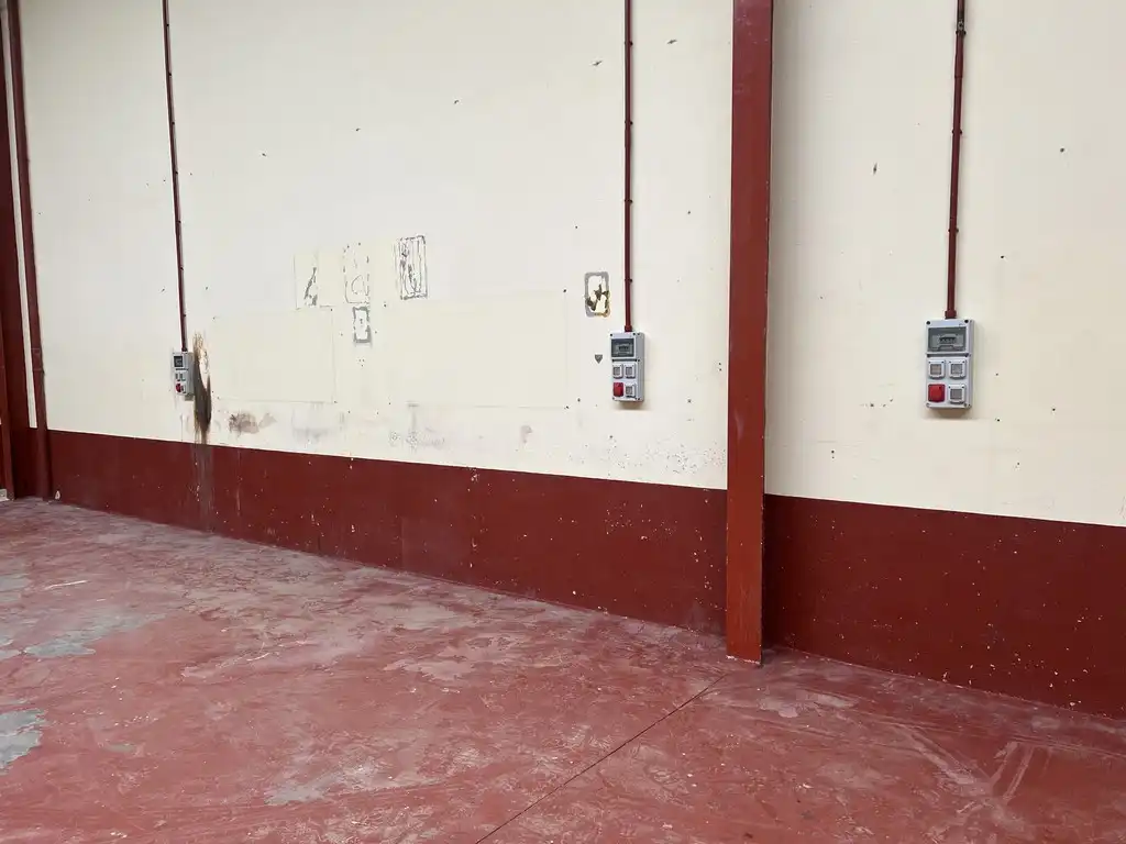 Industrial buildings for sale in Lugo  with Alarm