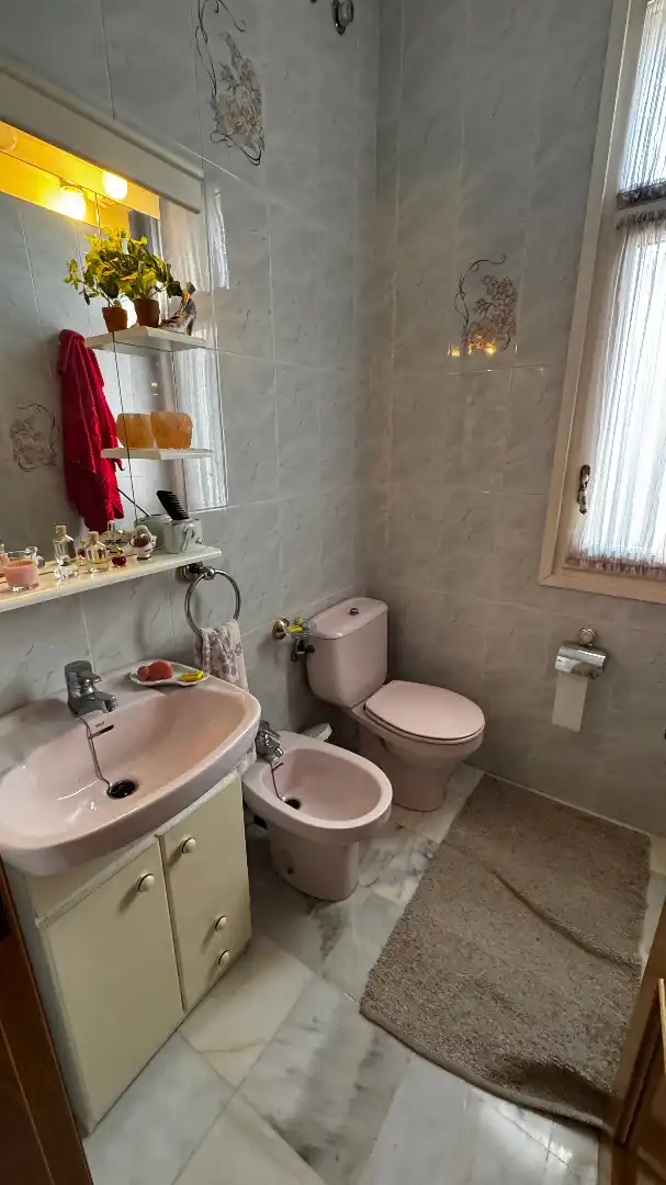Bany de Casa o xalet en venda en Torredembarra amb Aire condicionat, Calefacció i Jardí privat