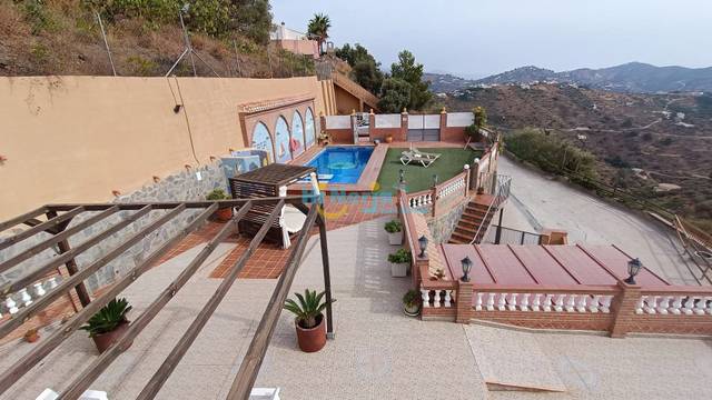 Casa-chalet en Alquiler en Torrox Pueblo