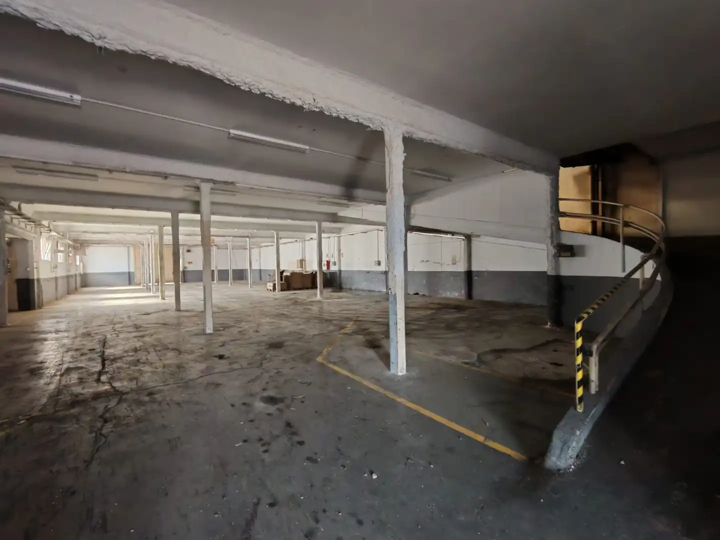 Parking de Nave industrial de alquiler en Granollers