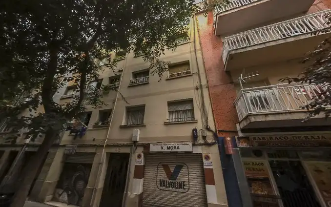 Piso con terraza en venta en Sant Andreu, imagen 3