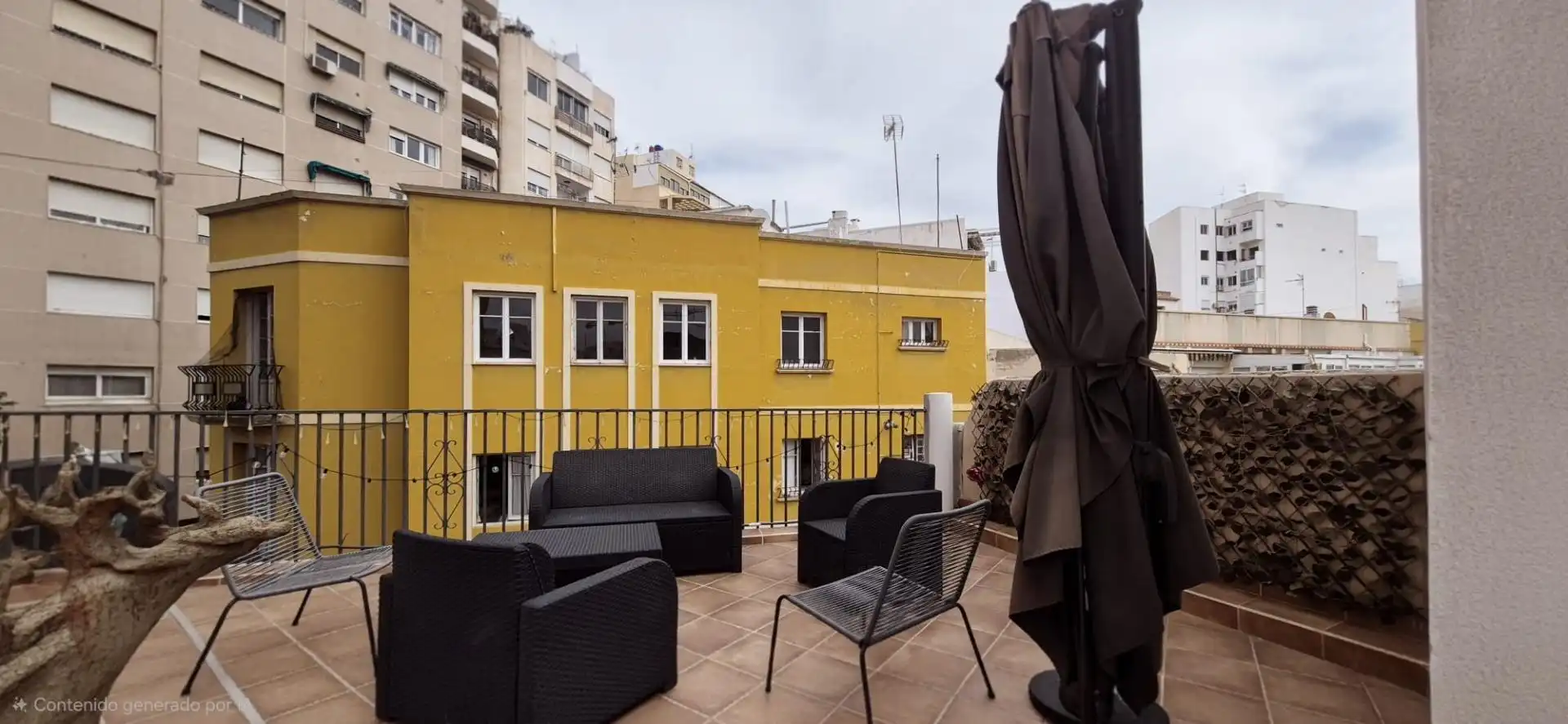 Terraza de Edificio en venta en Almería