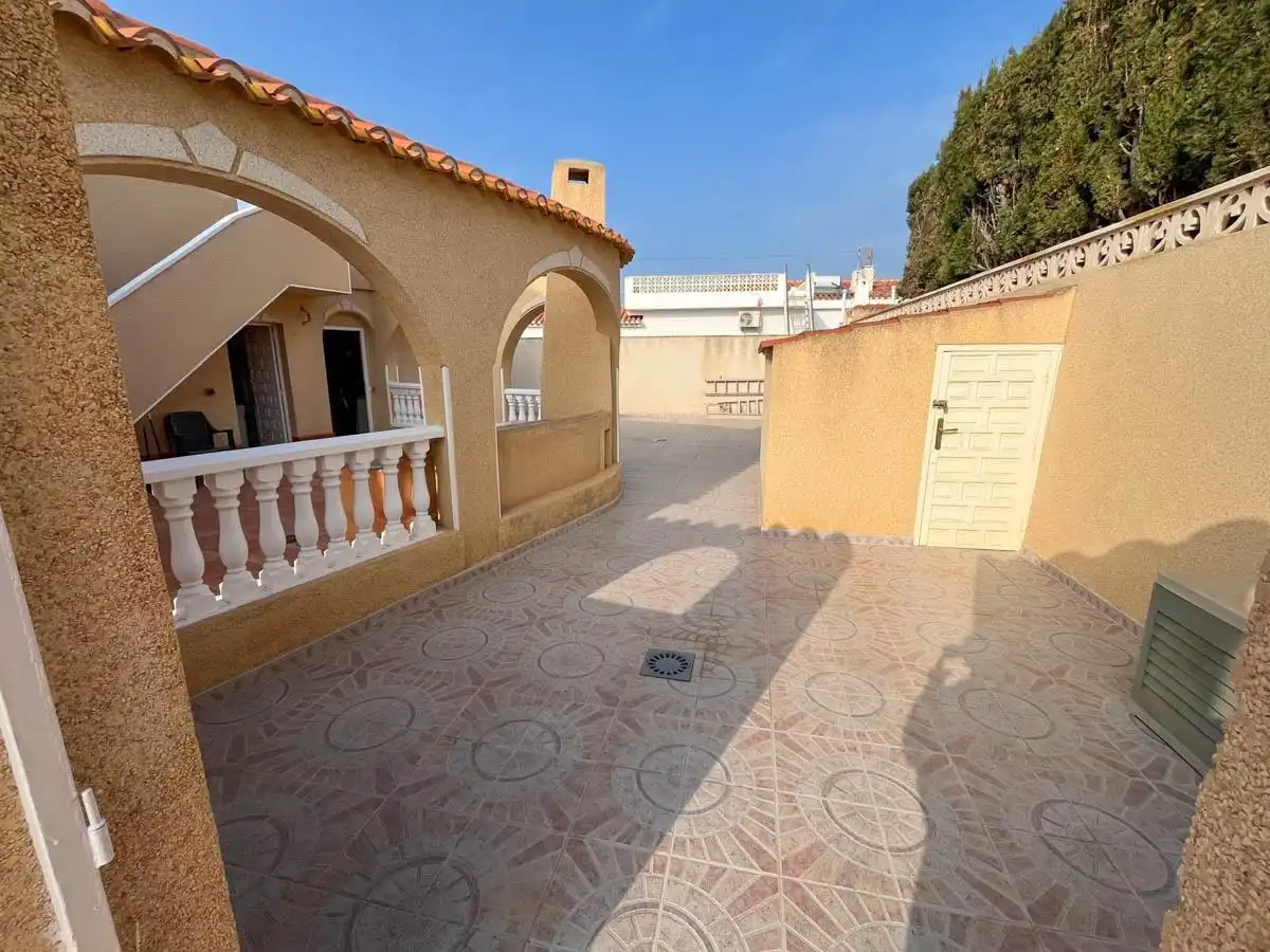 Detached house with pool for sale in Zona Carrefour - Urbanizaciones, imagen 10