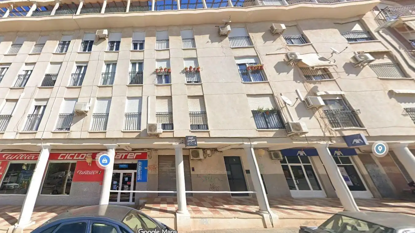 Vista exterior de Piso en venta en Petrer