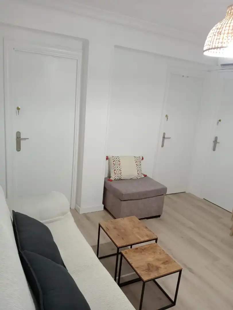 Habitación de Piso en venta en Zaragoza con Aire acondicionado, Calefacción y Amueblado