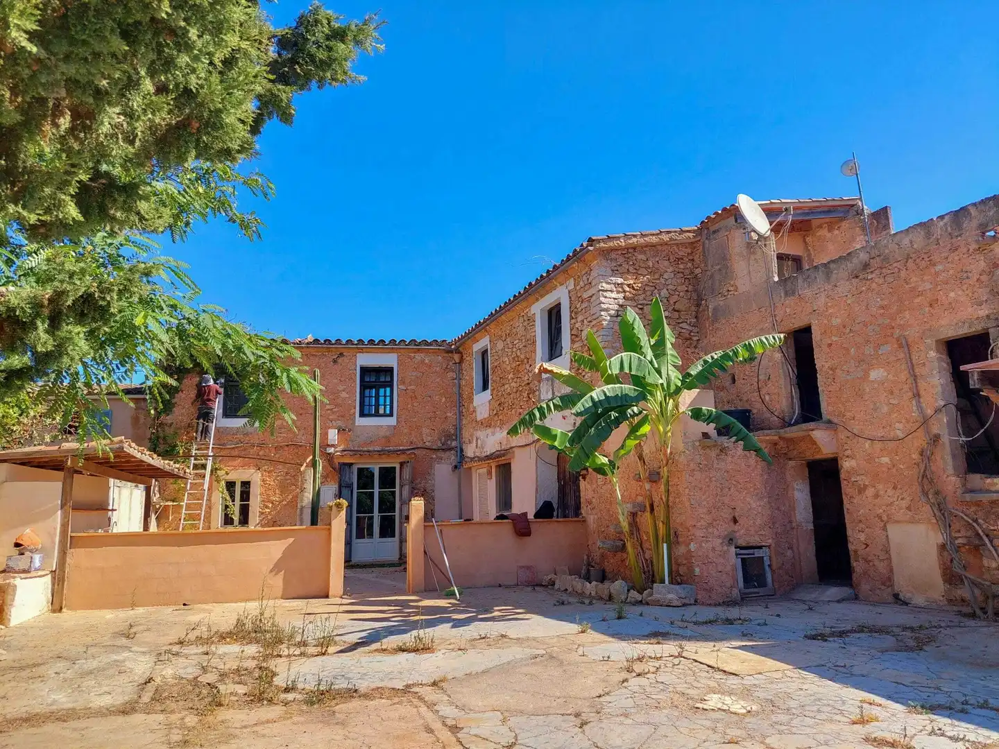 Vista exterior de Finca rústica en venda en Felanitx amb Traster
