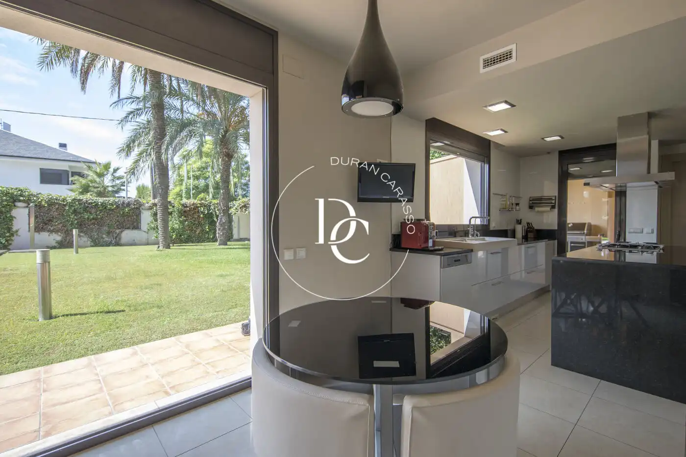 Cuina de Casa o xalet de lloguer en Sitges amb Aire condicionat, Calefacció i Jardí privat