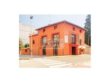 Locale commerciale in vendita a Calle Caldereria