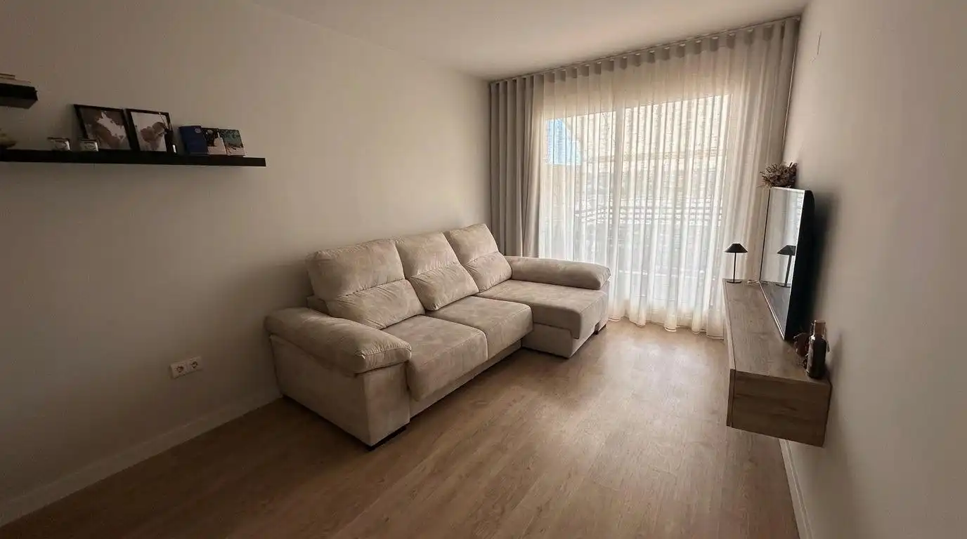 Sala de estar de Piso en venta en Monforte del Cid con Aire acondicionado, Calefacción y Terraza