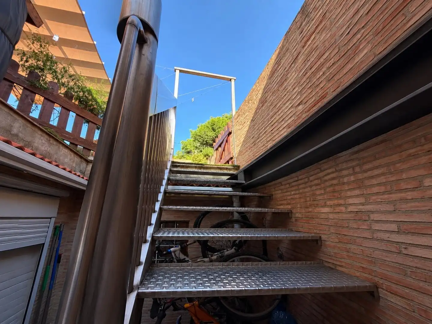 Terrassa de Casa o xalet en venda en Camí Reial 