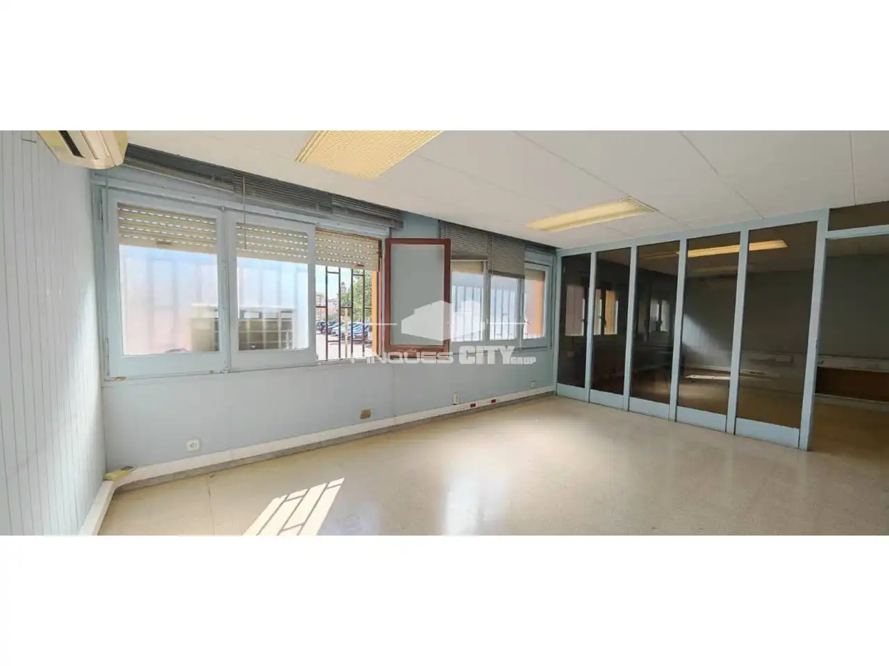 Office for rent in Calella  with Air Conditioner