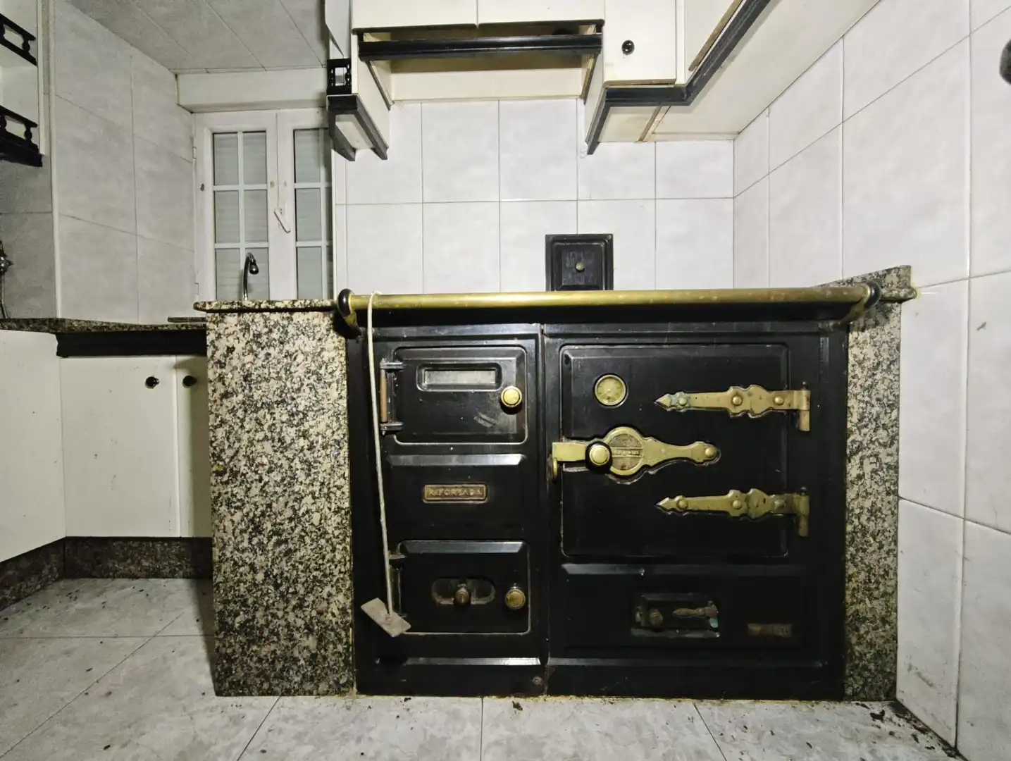 Cuina de Casa adosada en venda en Lousame