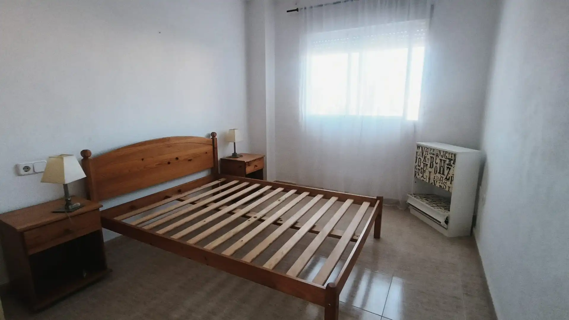 Habitación de Piso de alquiler en Cartagena con Terraza, Trastero y Amueblado