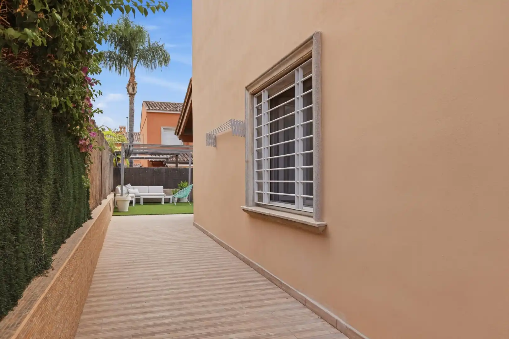Terrace of Houses for sale in La Pobla de Vallbona  with Air Conditioner, Heating and Private garden