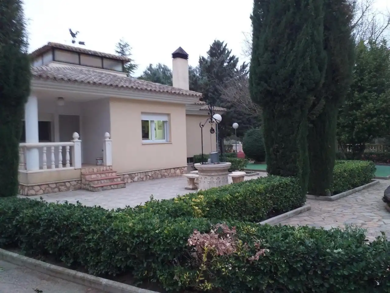 Villa mit Pool zum Verkauf in Yecla