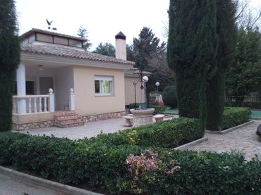 Villa con piscina in vendita a Yecla
