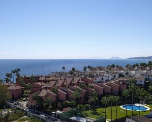 Exterior view of Attic for sale in Estepona  with Air Conditioner, Terrace and Community pool