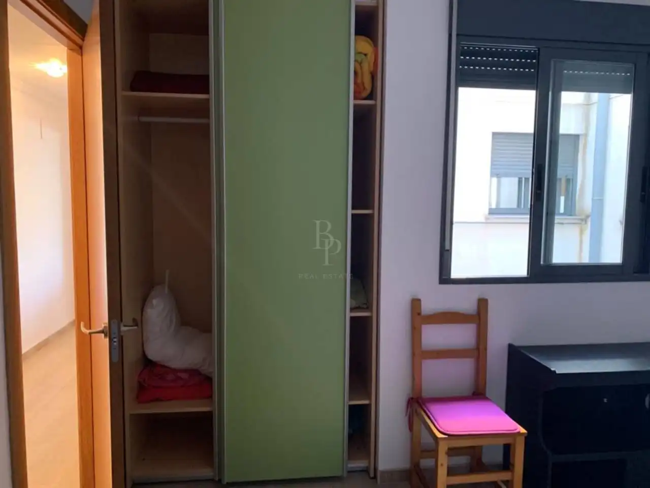 Habitación de Ático de alquiler en Vinaròs con Terraza, Amueblado y Alarma