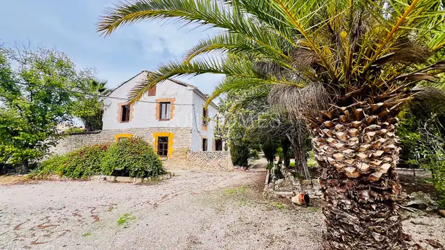 Vista exterior de Finca rústica en venta en Úbeda con Jardín privado, Terraza y Piscina