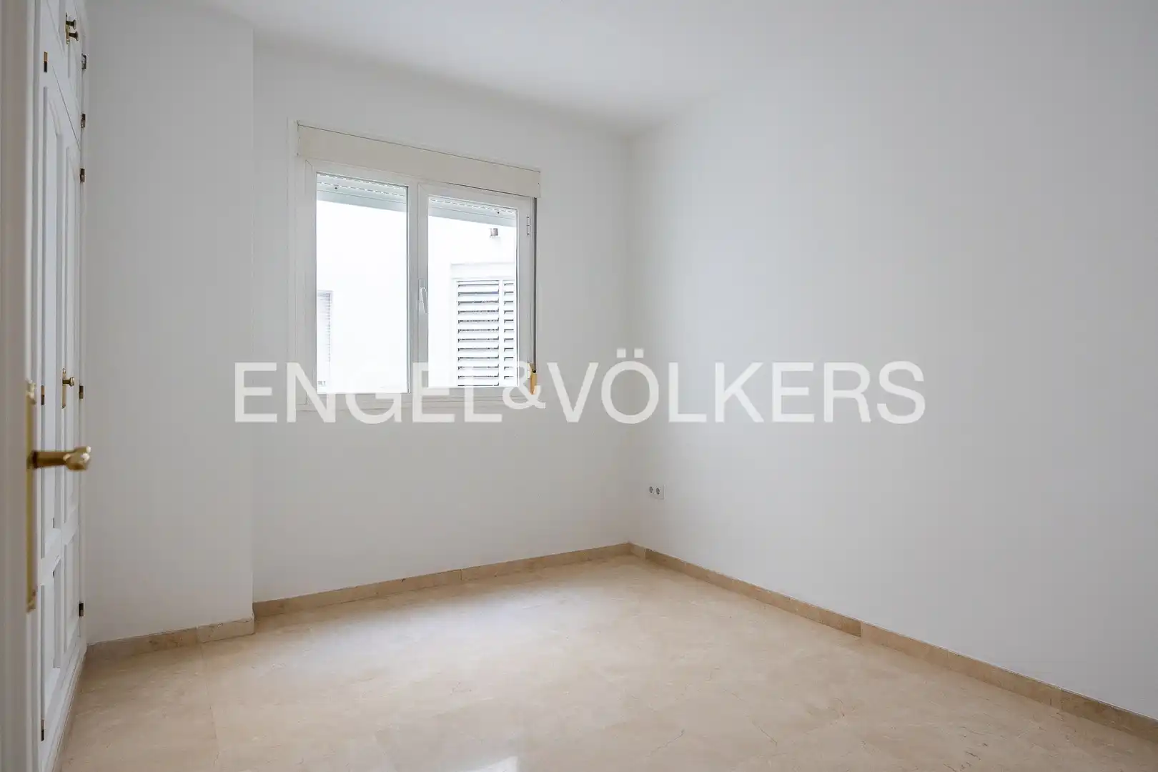 Terraza de Piso de alquiler en Sevilla con Aire acondicionado, Calefacción y Piscina