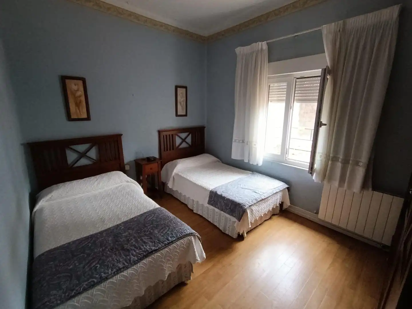 Habitación de Piso en venta en Torrelavega  con Terraza y Amueblado