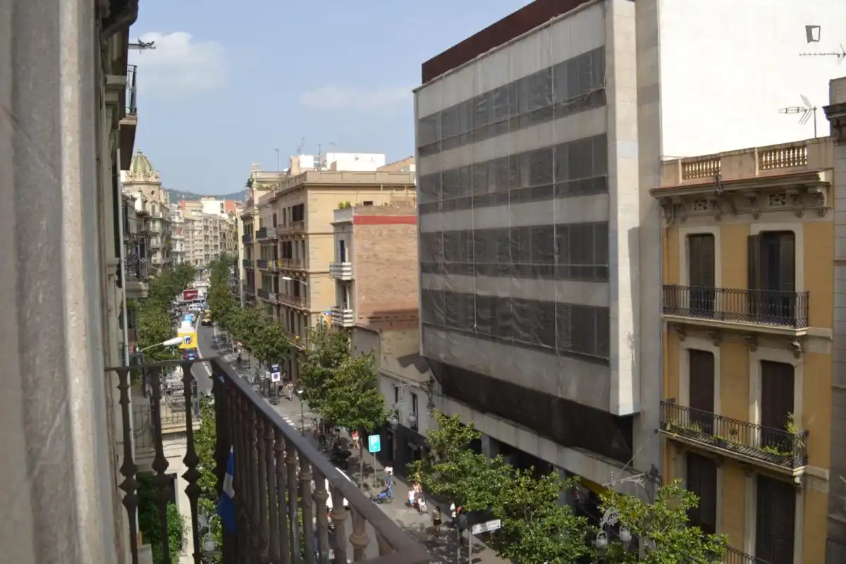 Vista exterior de Apartament per a compartir en Barcelona amb Moblat, Forn i Rentadora