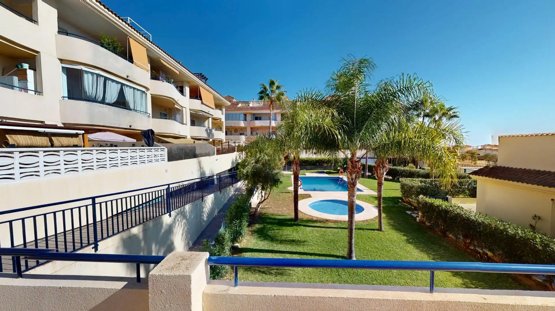 Àtic amb piscina en venda a Arroyo de la Miel, imagen 3
