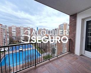 Exterior view of Flat to rent in  Madrid Capital  with Terrace