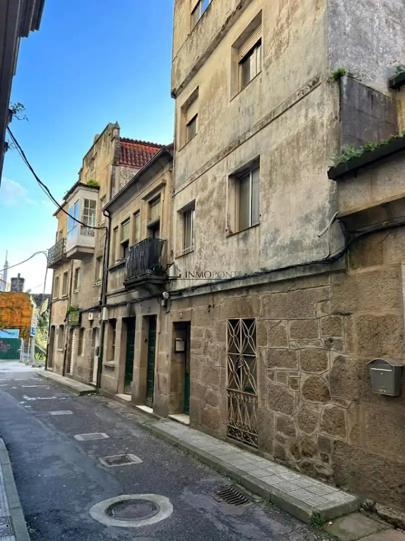 Vista exterior de Casa o xalet en venda en Pontevedra Capital 