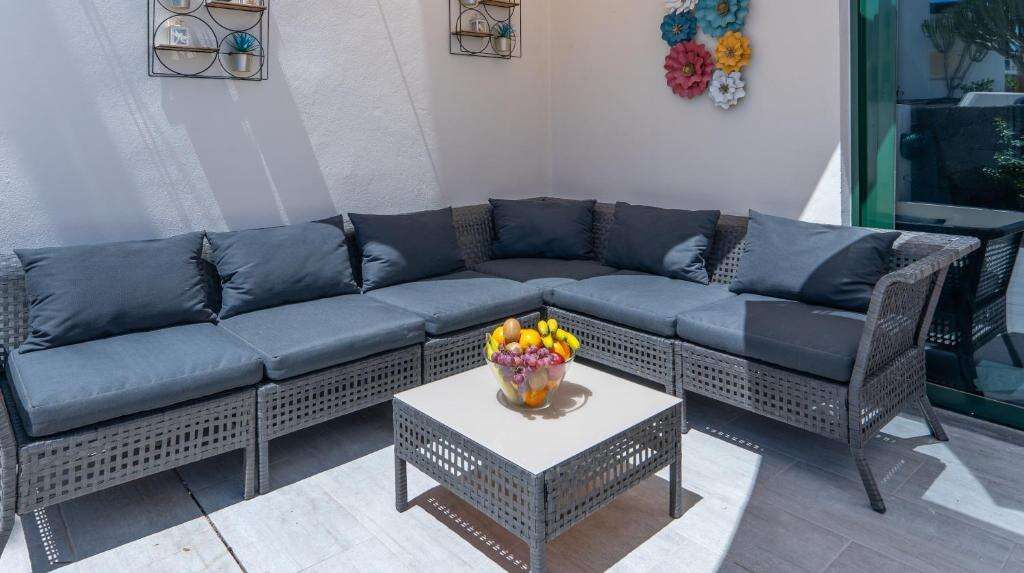 Terrassa de Casa o xalet en venda en Teguise amb Terrassa, Moblat i Piscina comunitària