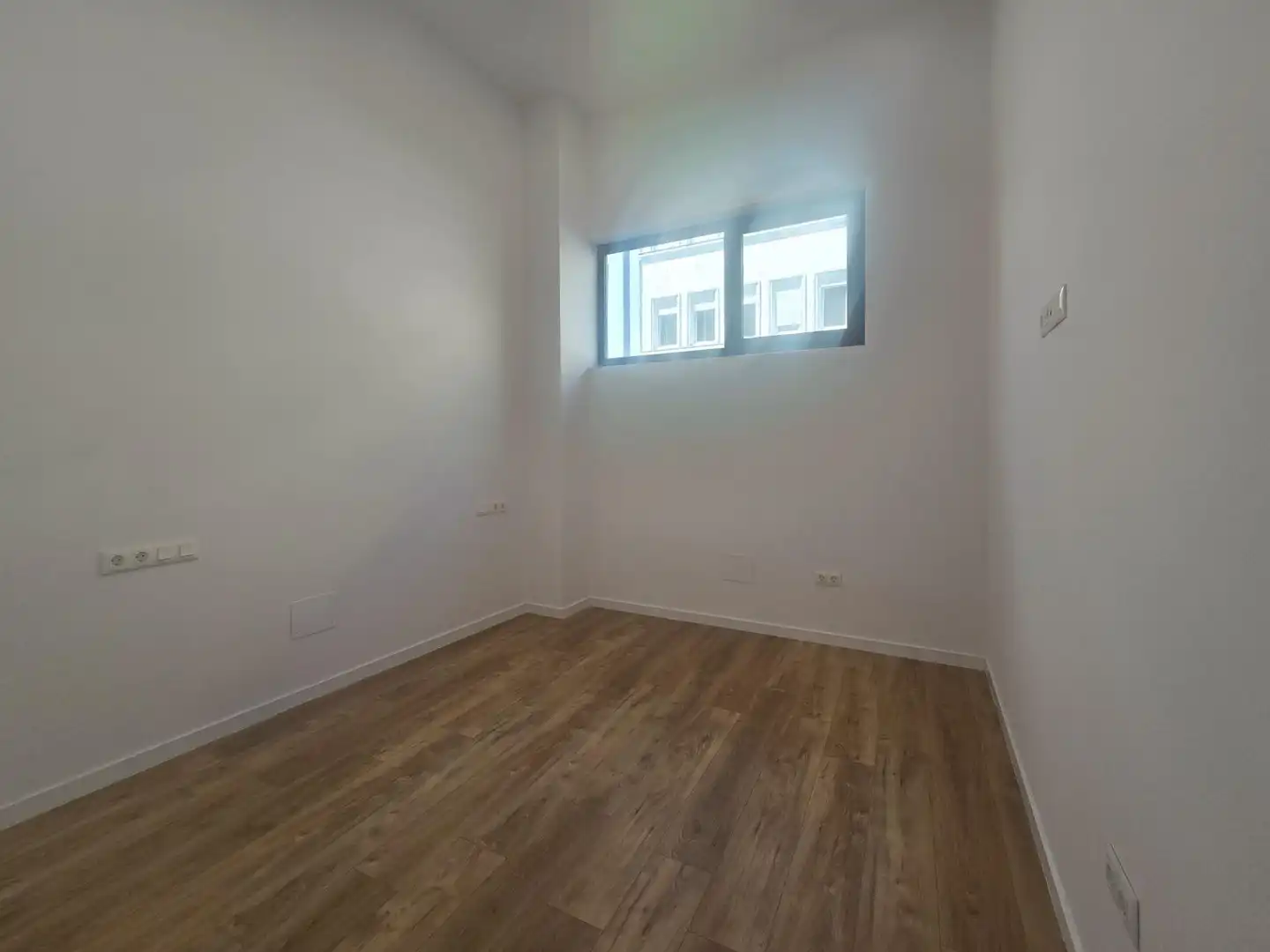 Oficina en venta en A Coruña Capital  con Calefacción