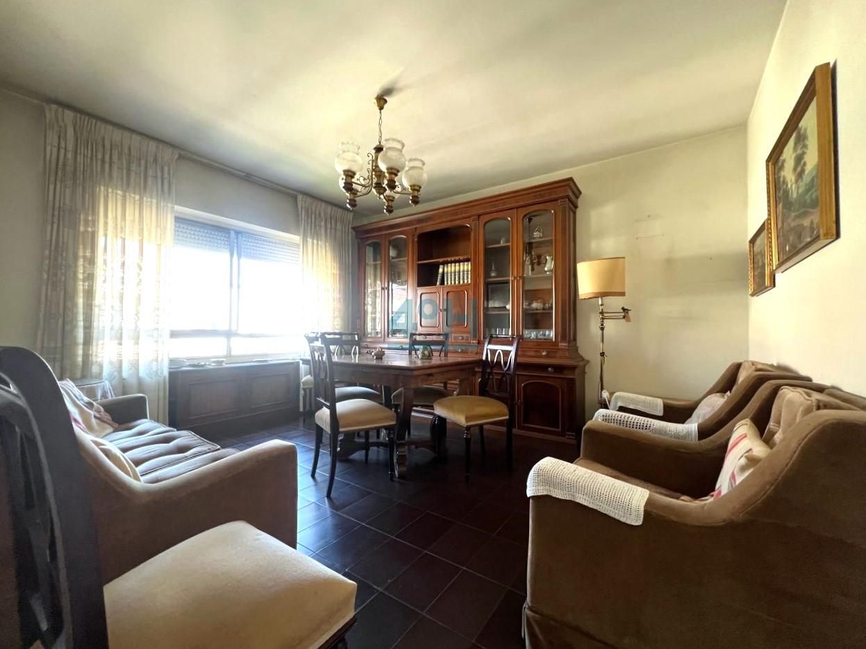 Comedor de Piso en venta en Ourense Capital  con Calefacción y Trastero