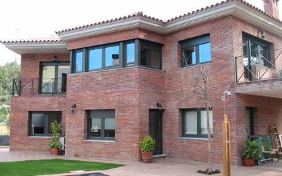 Außenansicht von Haus oder Chalet zum verkauf in Sant Cugat del Vallès mit Klimaanlage, Terrasse und Schwimmbad