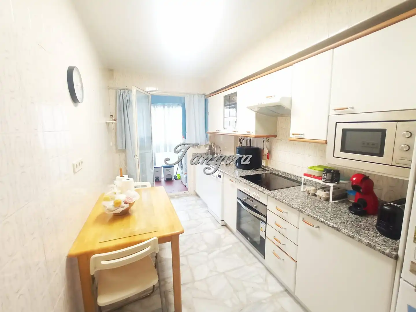 Cocina de Piso en venta en Getxo  con Calefacción, Parquet y Terraza