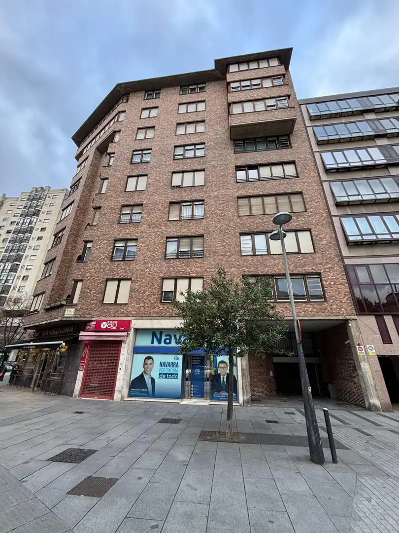Garaje de alquiler en Pamplona-Iruña - CALLE PLAZAOLA, 2, 2º Ensanche