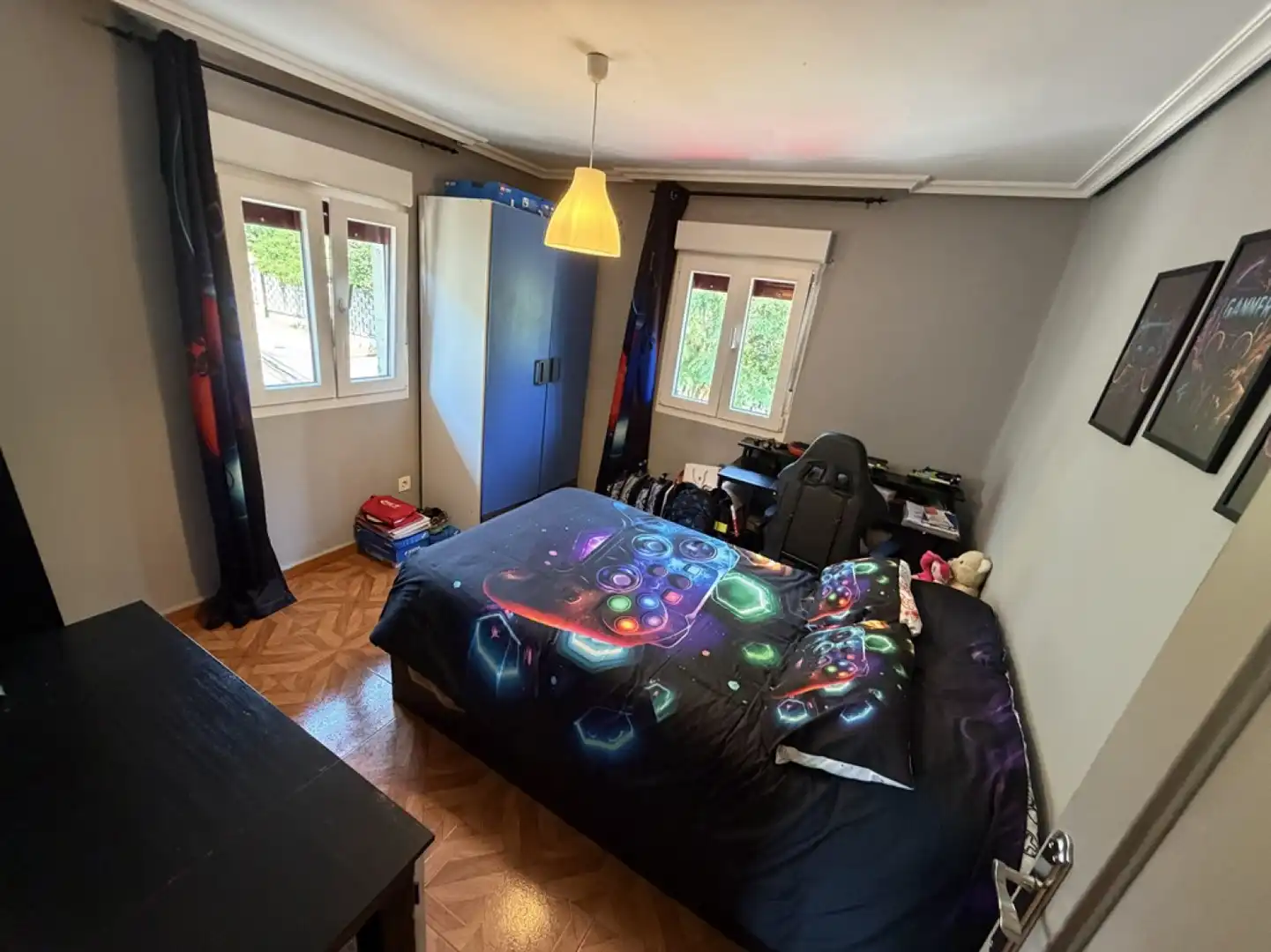 Habitación de Piso en venta en Avilés con Calefacción y Terraza