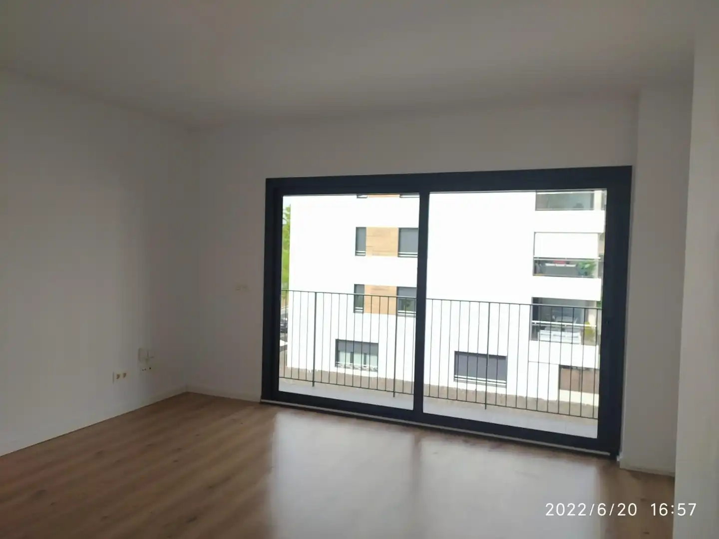 Sala d'estar de Pis de lloguer en Sant Cugat del Vallès amb Aire condicionat, Calefacció i Terrassa