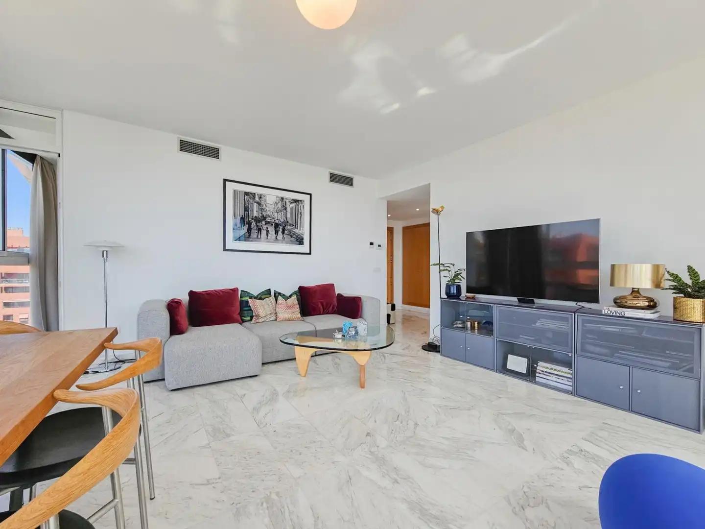 Wohnzimmer von Wohnung zum Verkauf in Barcelona mit Klimaanlage, Heizung und Balkon