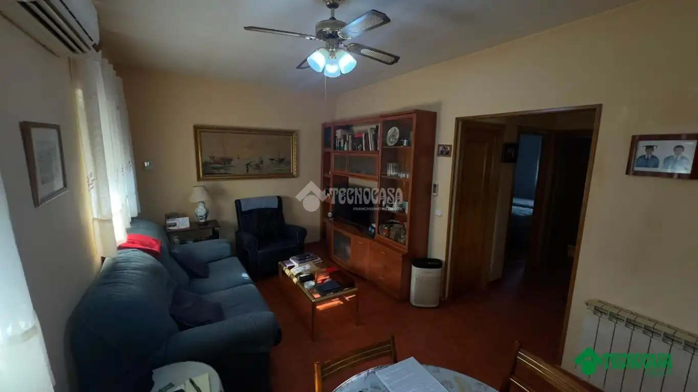 Sala de estar de Casa o chalet en venta en Illana con Aire acondicionado, Calefacción y Piscina