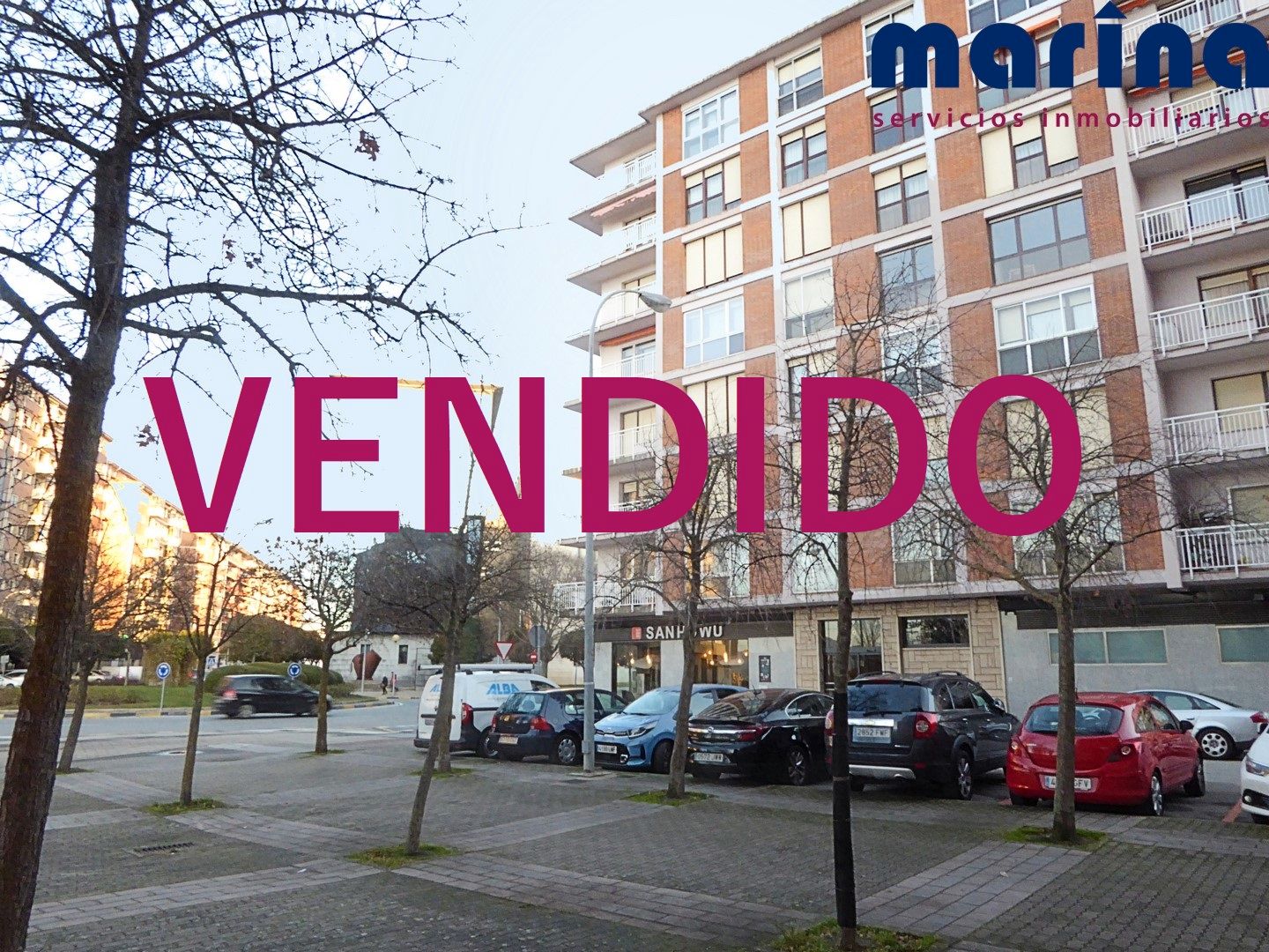 Vista exterior de Piso en venta en  Pamplona / Iruña con Calefacción, Parquet y Balcón